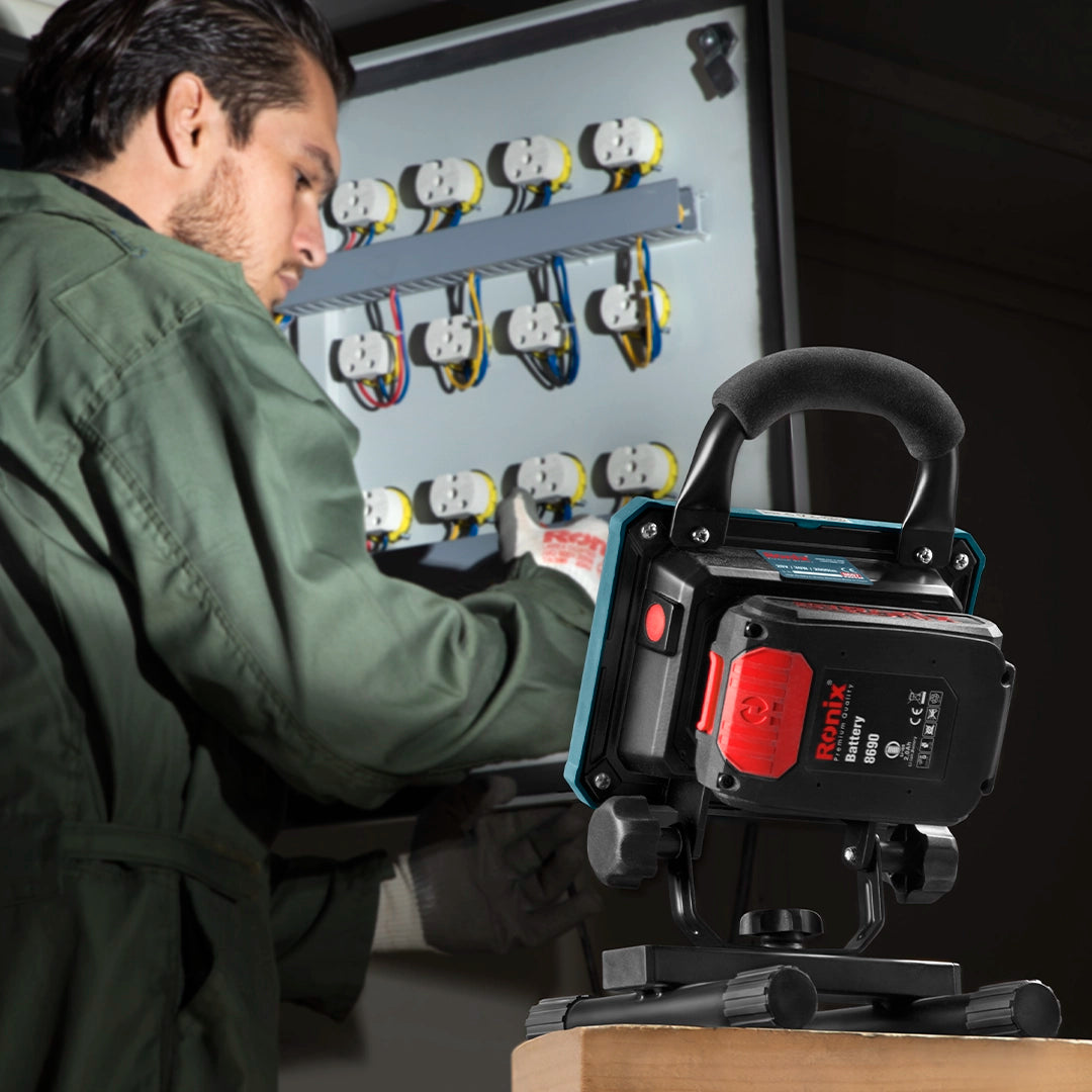 Ronix - 20v Cordless Working/flood light 30W - 8607